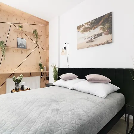 Easy Rent - Smart 5, 24h Check-in *