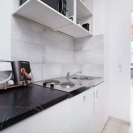 Easy Rent - Smart 5, 24h Check-in *